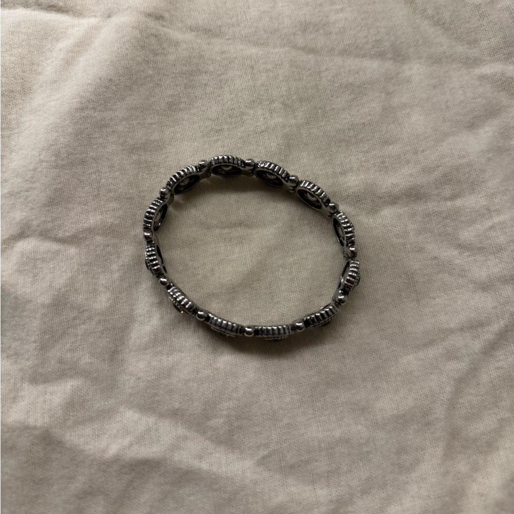 Touchstone crystal Silver gem studded bracelet - Picture 3 of 3